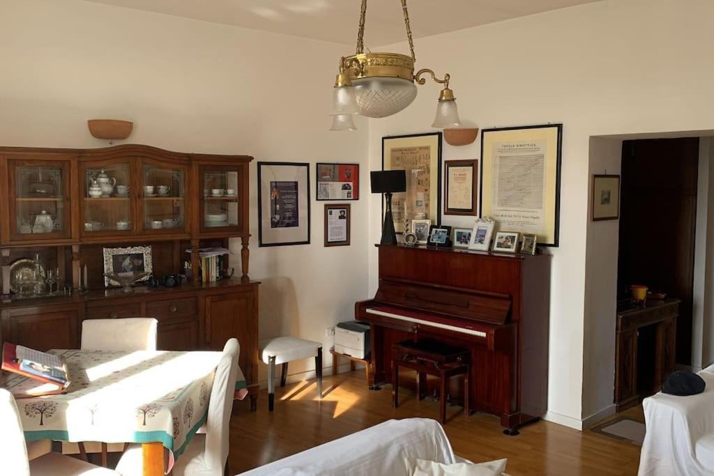 La Porta Di San Domenico Apartment Sessa Aurunca Bagian luar foto