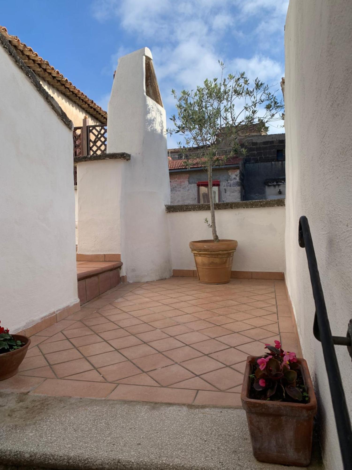 La Porta Di San Domenico Apartment Sessa Aurunca Bagian luar foto